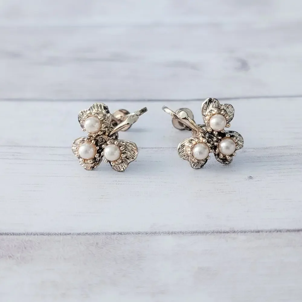 Vintage Vanco Screw On Earrings Shamrock with Faux Pearls